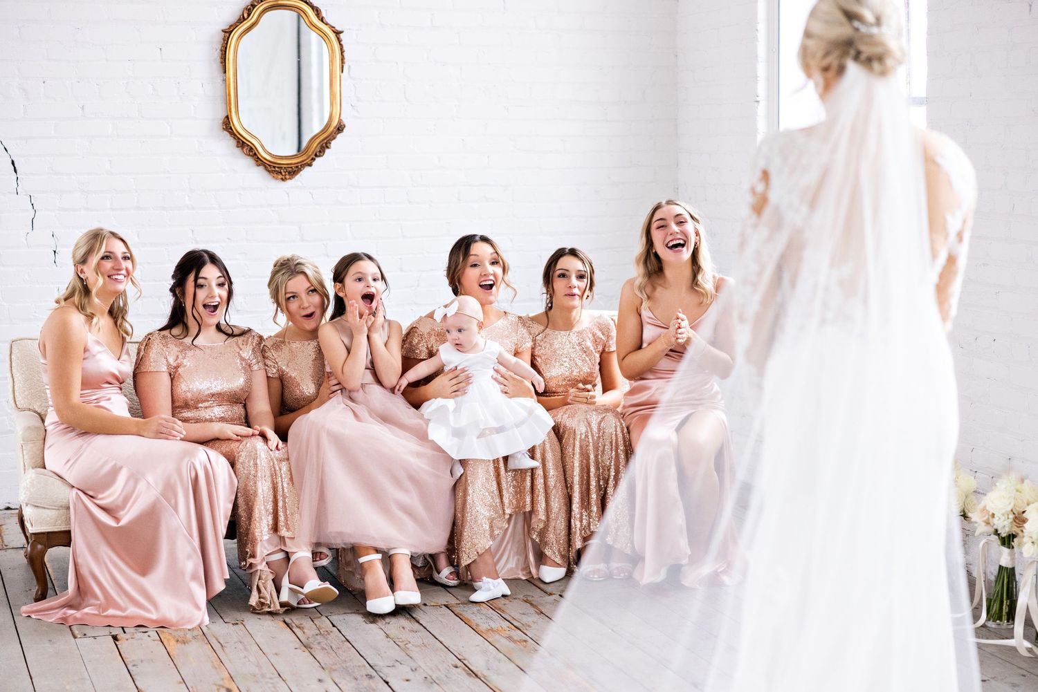 Grapevine detail during a Minnesota winery wedding photographed by Laura Leigh Images