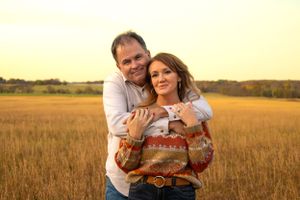 lifestyle family portrait photography nwa northwest arkansas fayetteville farmington springdale rogers bentonville bella vista senior newbor