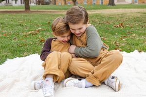 lifestyle family portrait photography nwa northwest arkansas fayetteville farmington springdale rogers bentonville bella vista senior newbor