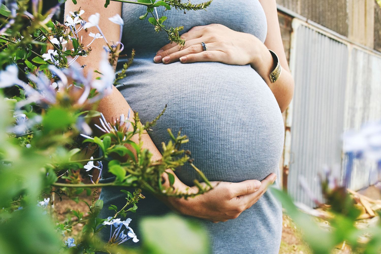 maternity, baby bump