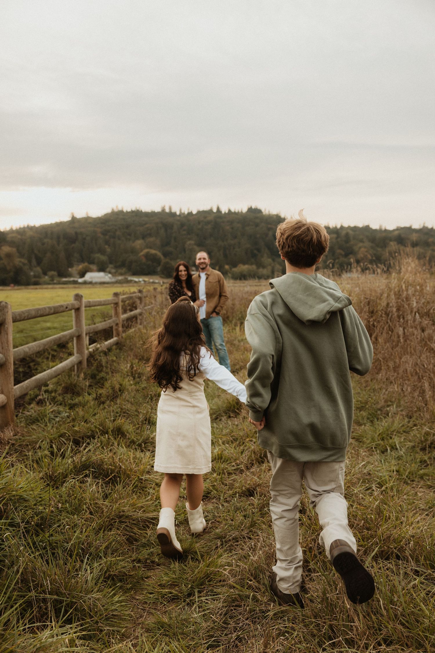 Monroe photographer serving families who love adventures and candid moments with their loved ones capturing life's most meaningful moments