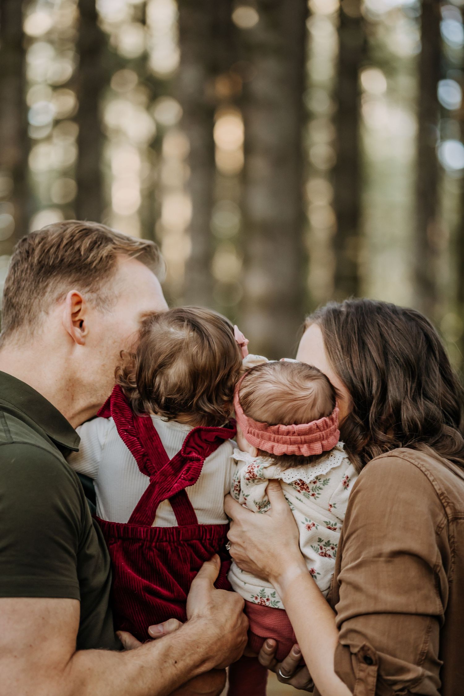 Timeless family photography in Newport, RI | Capturing love, laughter, and genuine connections by Danielle Rivera Photography