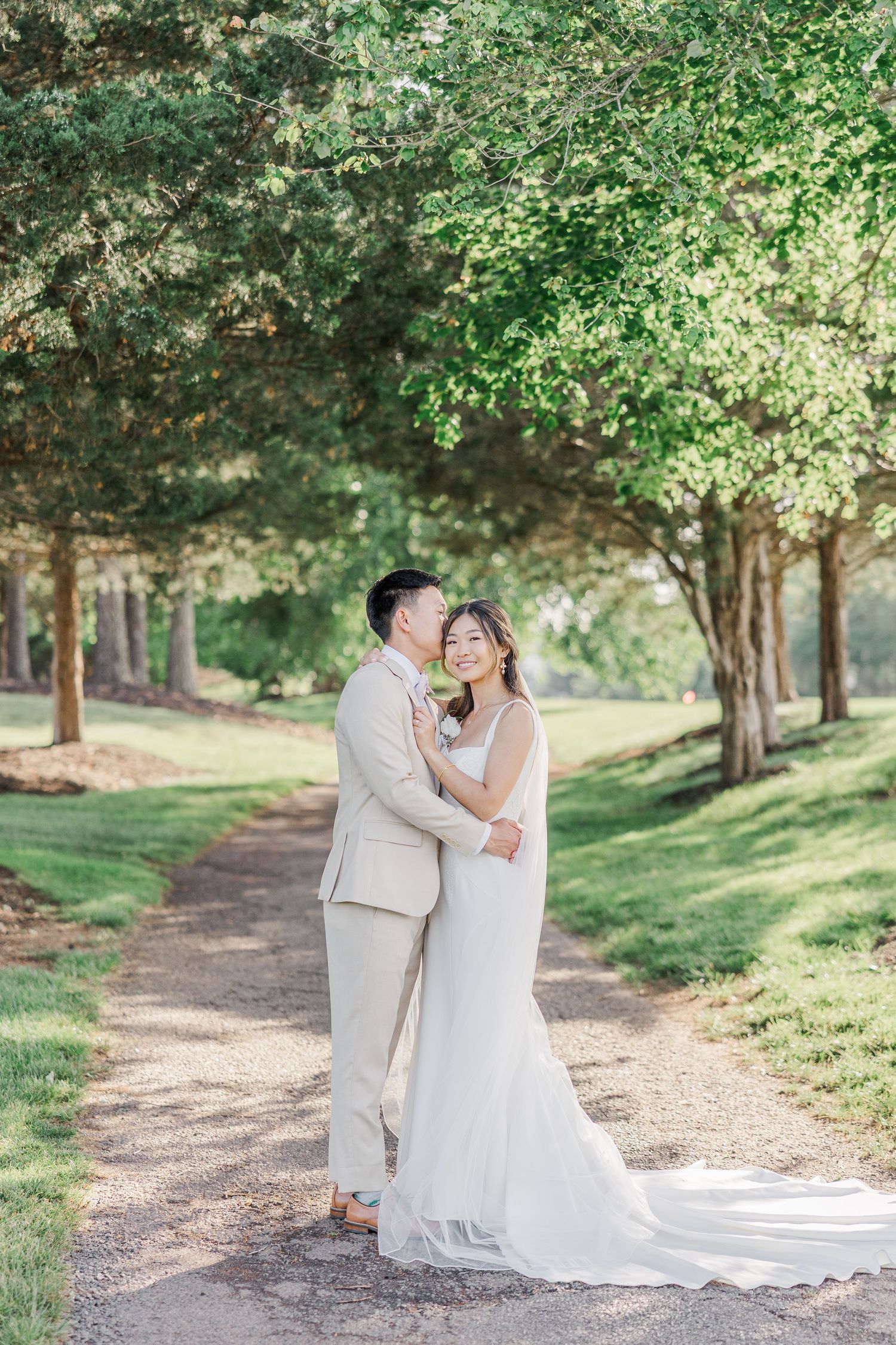 Dominion valley country club wedding pictures