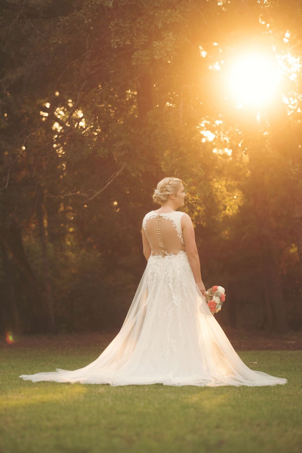 Affordable Wedding Photographer in East Texas Cedar Creek Lake Area Engagement Portrait Maternity Traci Lynn Photography studio elopement
