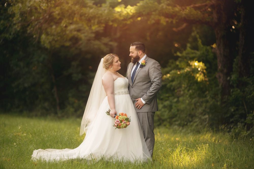 Affordable Wedding Photographer in East Texas Cedar Creek Lake Area Engagement Portrait Maternity Traci Lynn Photography studio elopement
