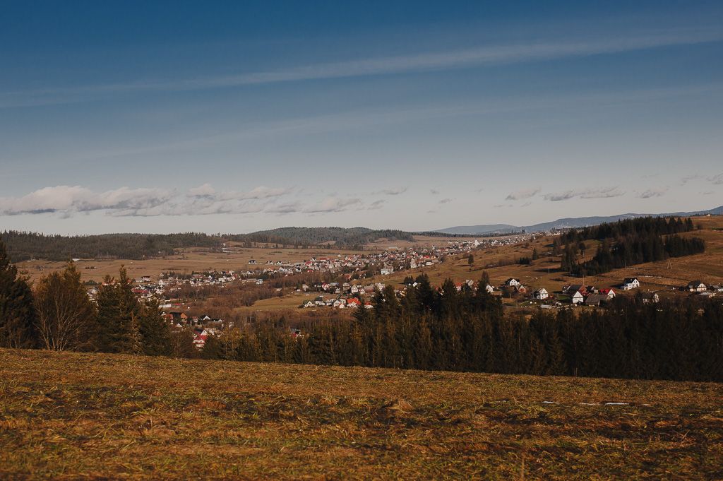 Widok w stronę Podwilka ze szczytu Orawczańskiego Gronia