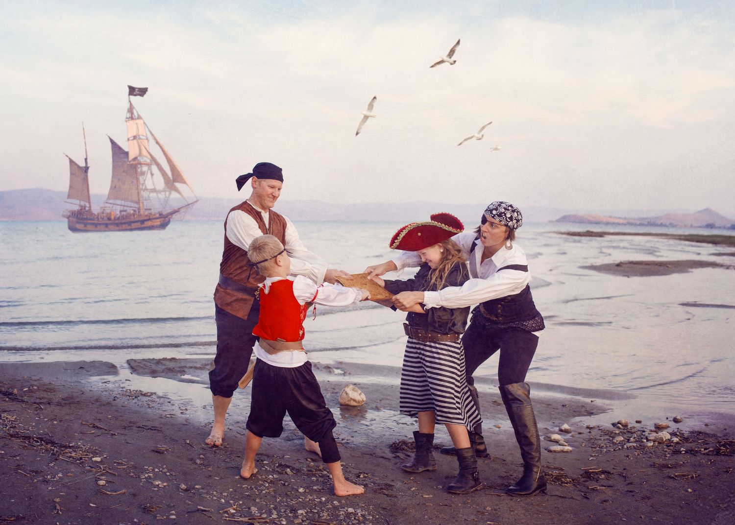 pirate family pictures at bear lake Utah