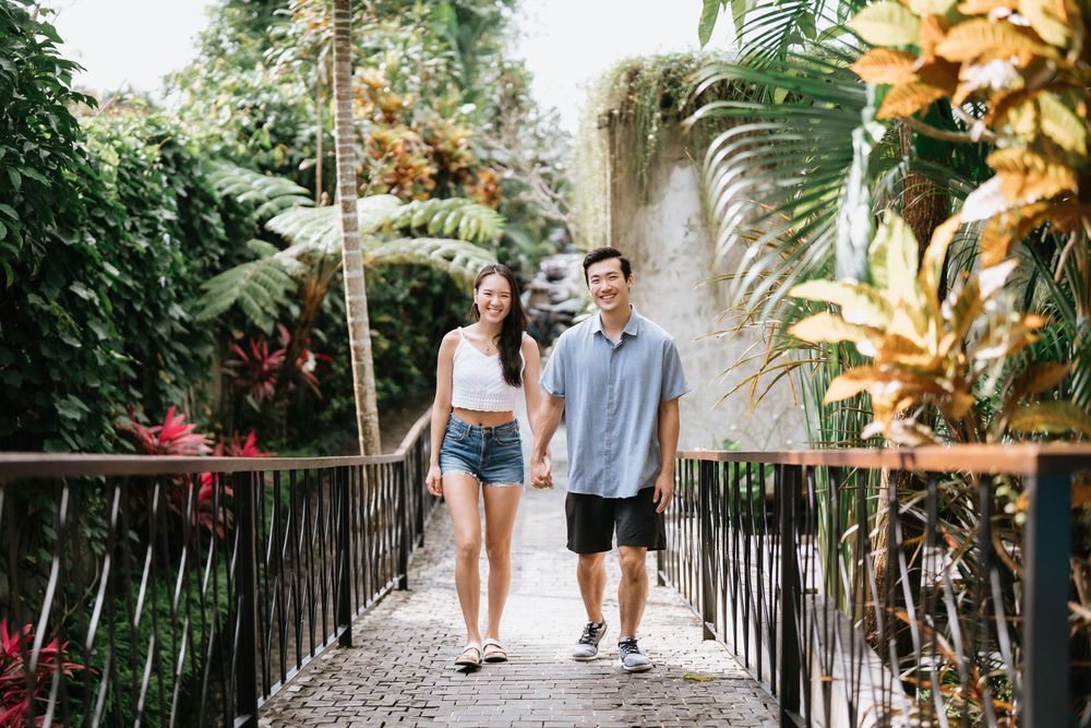 Bali holiday couple photography session at Adiwana Bisma