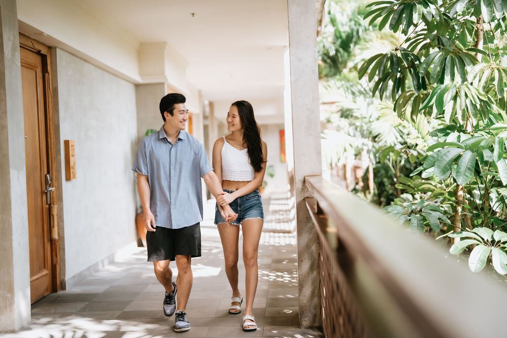 Bali holiday couple photography session at Adiwana Bisma