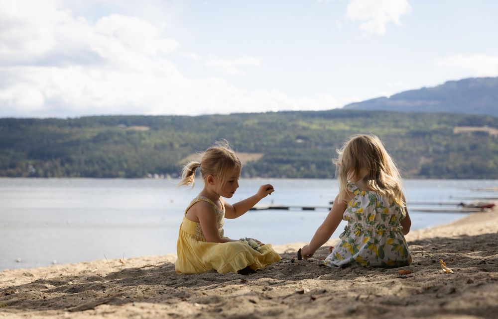 Kayleigh Seibel Photography - Salmon Arm BC - Wedding Photography - Shuswap Provincial Lake