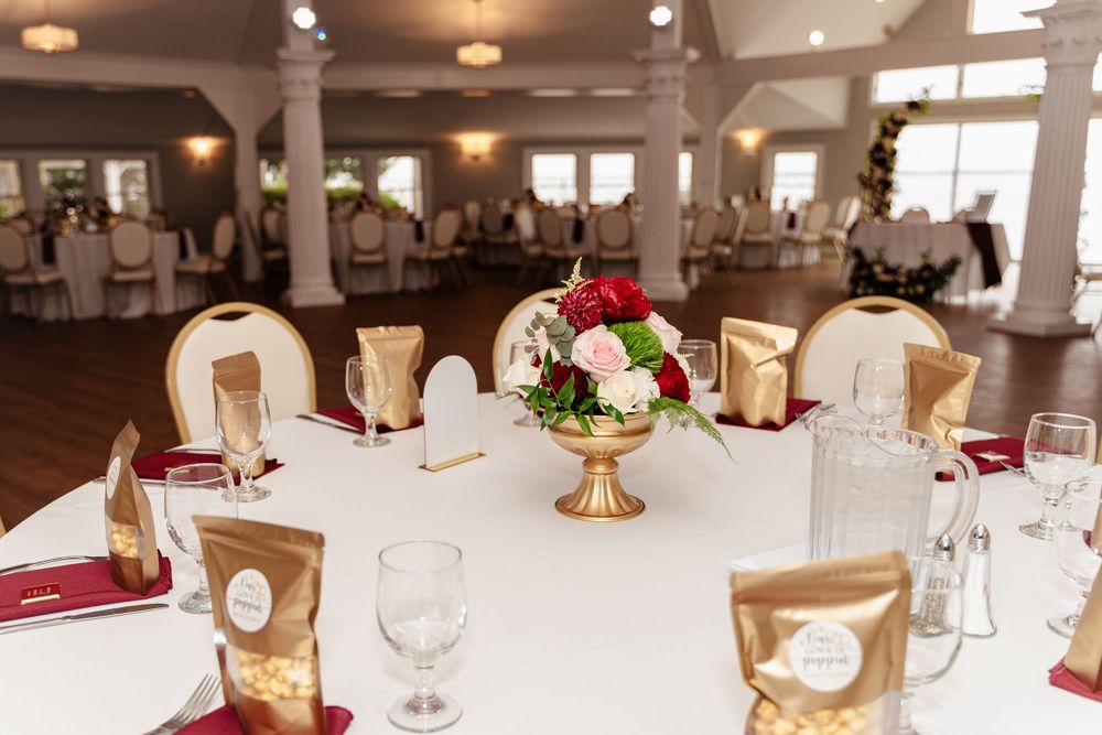 Indoor reception with columns at Kurtz’s Beach in Anne Arundel County