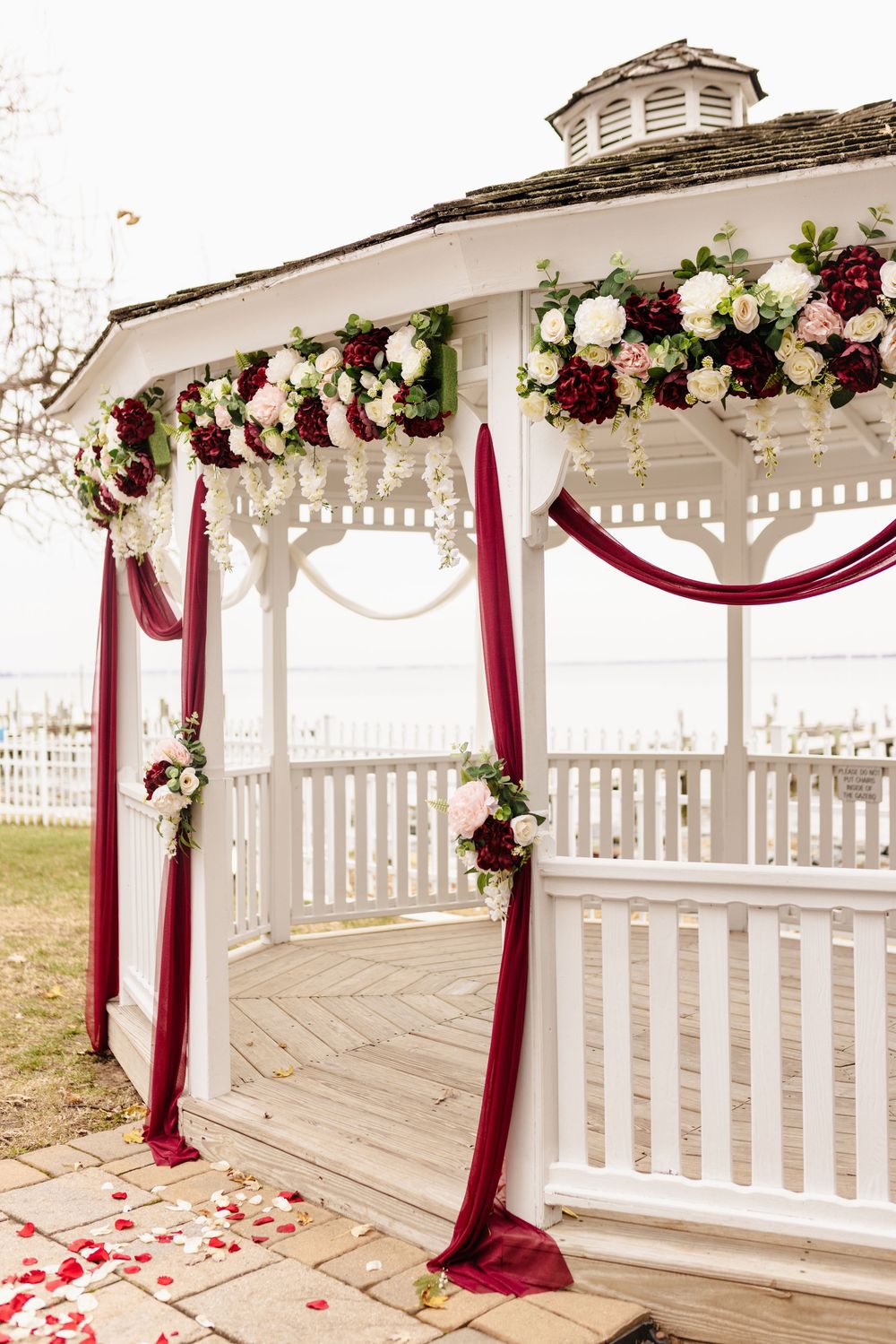 arch Waterfront ceremony at Maryland wedding venue – Kurtz’s Beach
