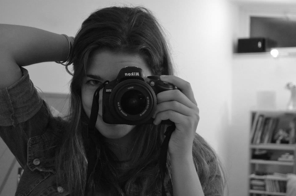 An old mirror picture of Jessie taken on her first Nikon DSLR camera