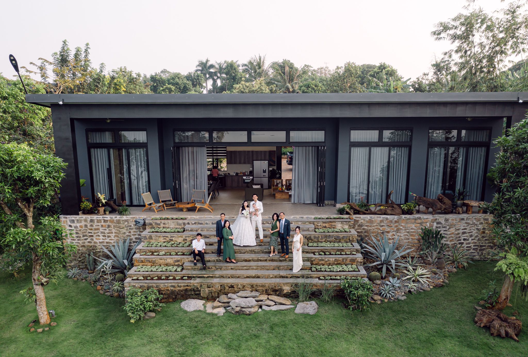Guide For Meaningful Family Photos on Your Wedding Day ...