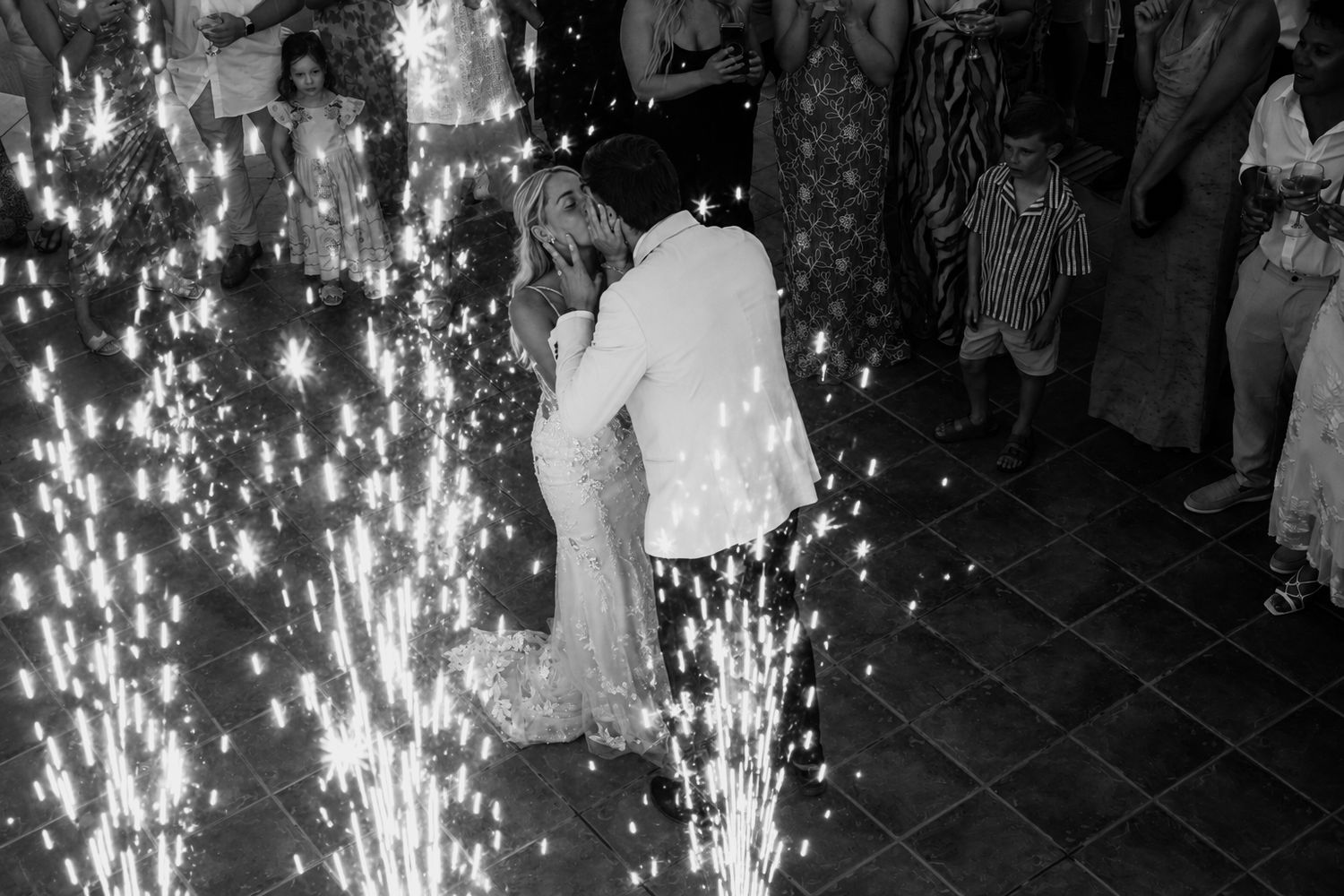 Wedding Photographer, Wedding Photography, United Kingdom, Coventry, Warwickshire. Confetti shot.