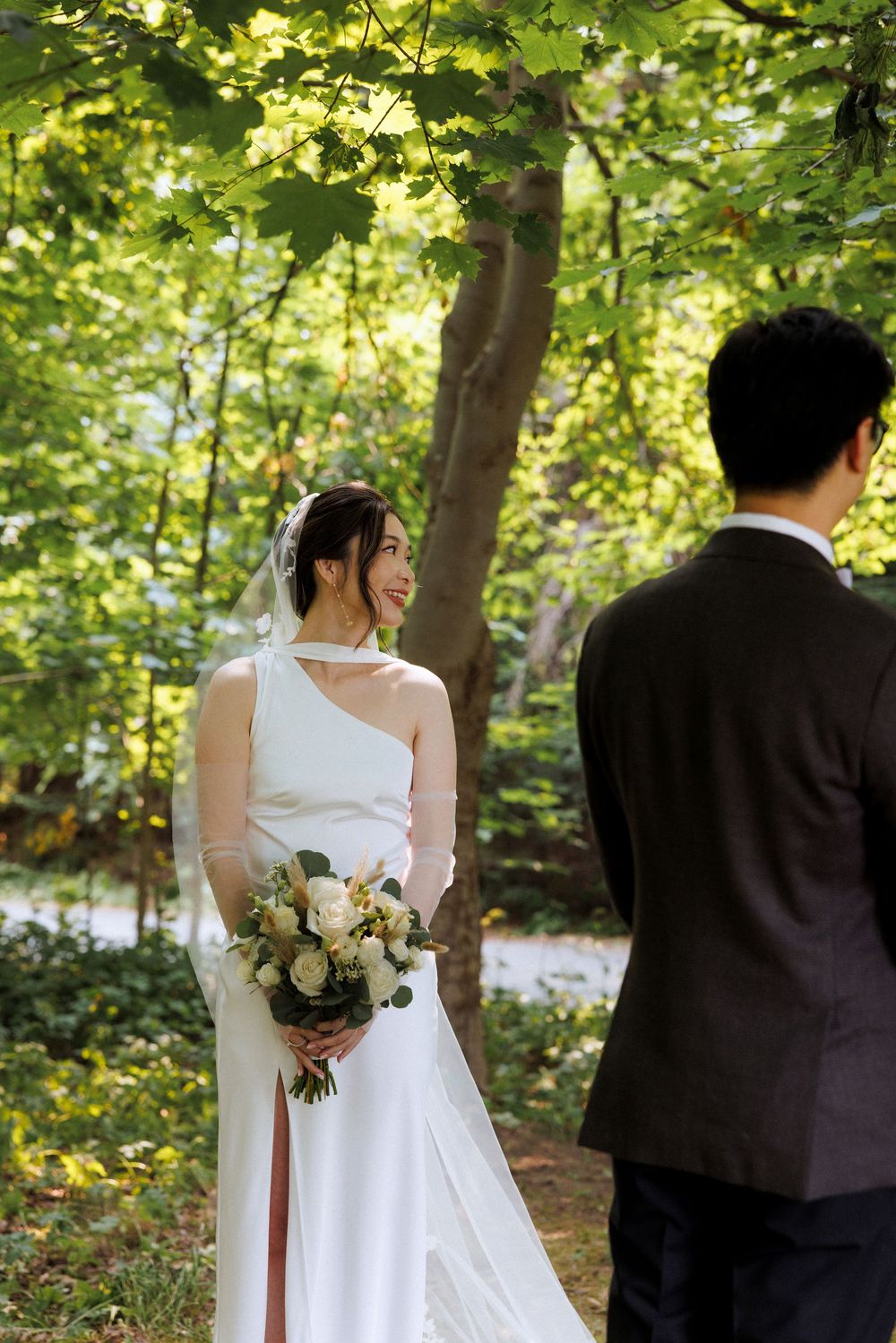 Wedding in Portugal Cove captured by Newfoundland documentary style wedding photographer Kaitlyn yvette
