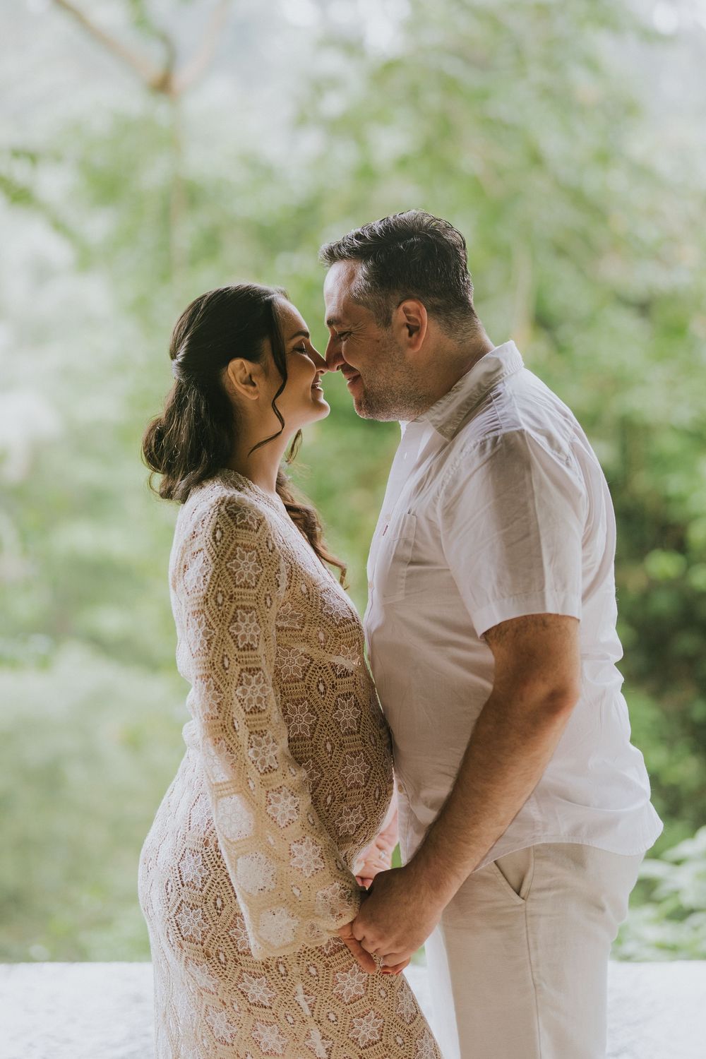 Maternity photoshoot session at Komaneka Bisma Ubud