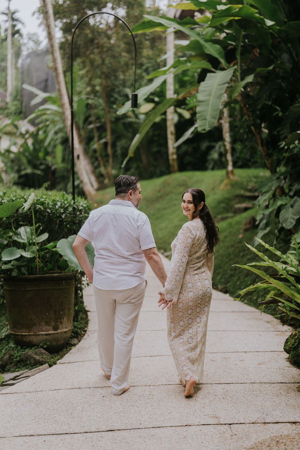 Maternity photoshoot session at Komaneka Bisma Ubud