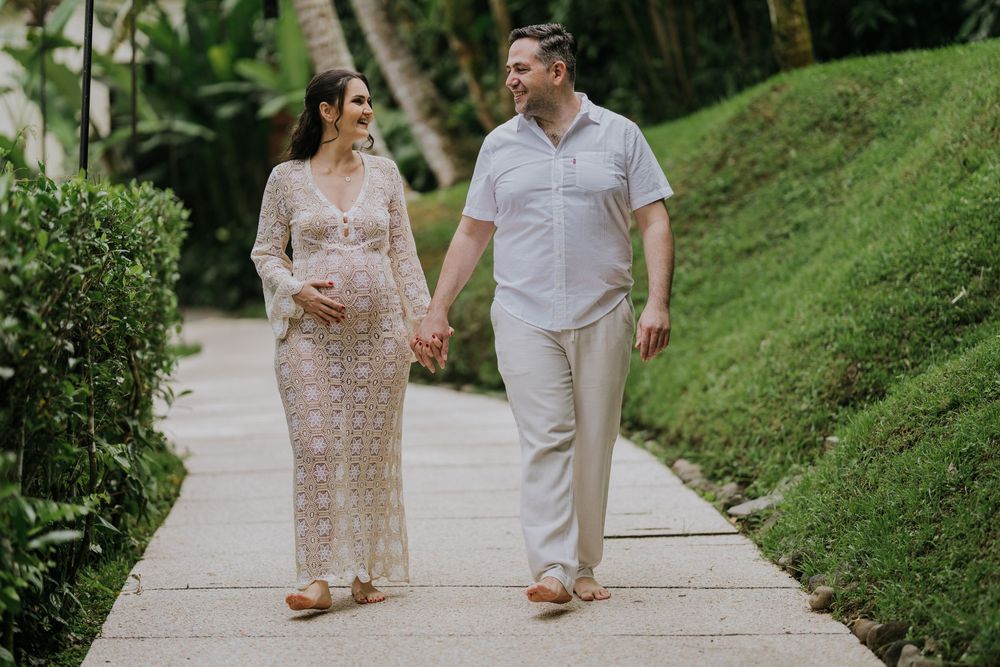 Maternity photoshoot session at Komaneka Bisma Ubud