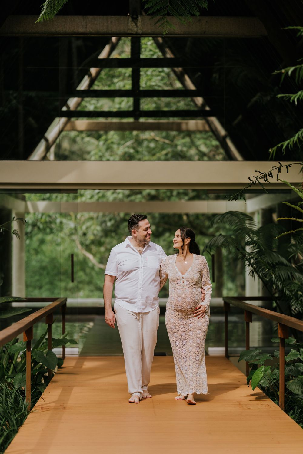 Maternity photoshoot session at Komaneka Bisma Ubud