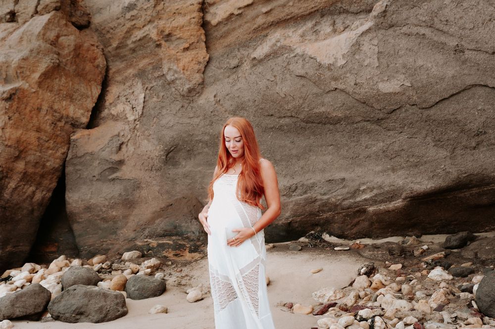 Beautiful natural stone formations and rocky outcrops along beach coastline.
Altona Family Photographer Melbourne