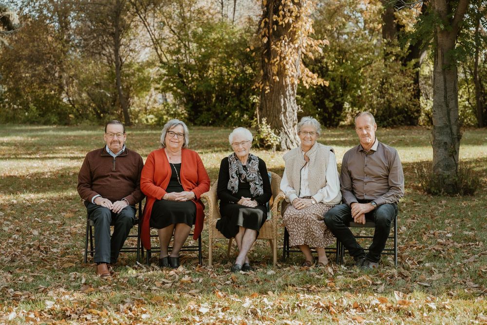 Lethbridge Extended Family Photographer