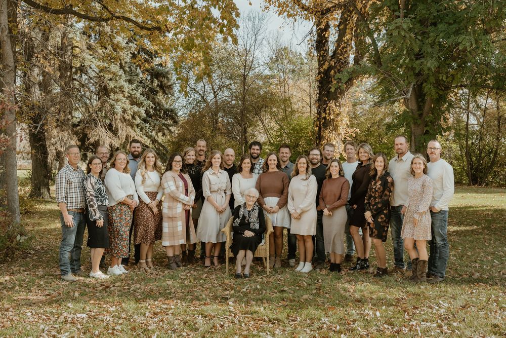 Lethbridge Extended Family Photographer