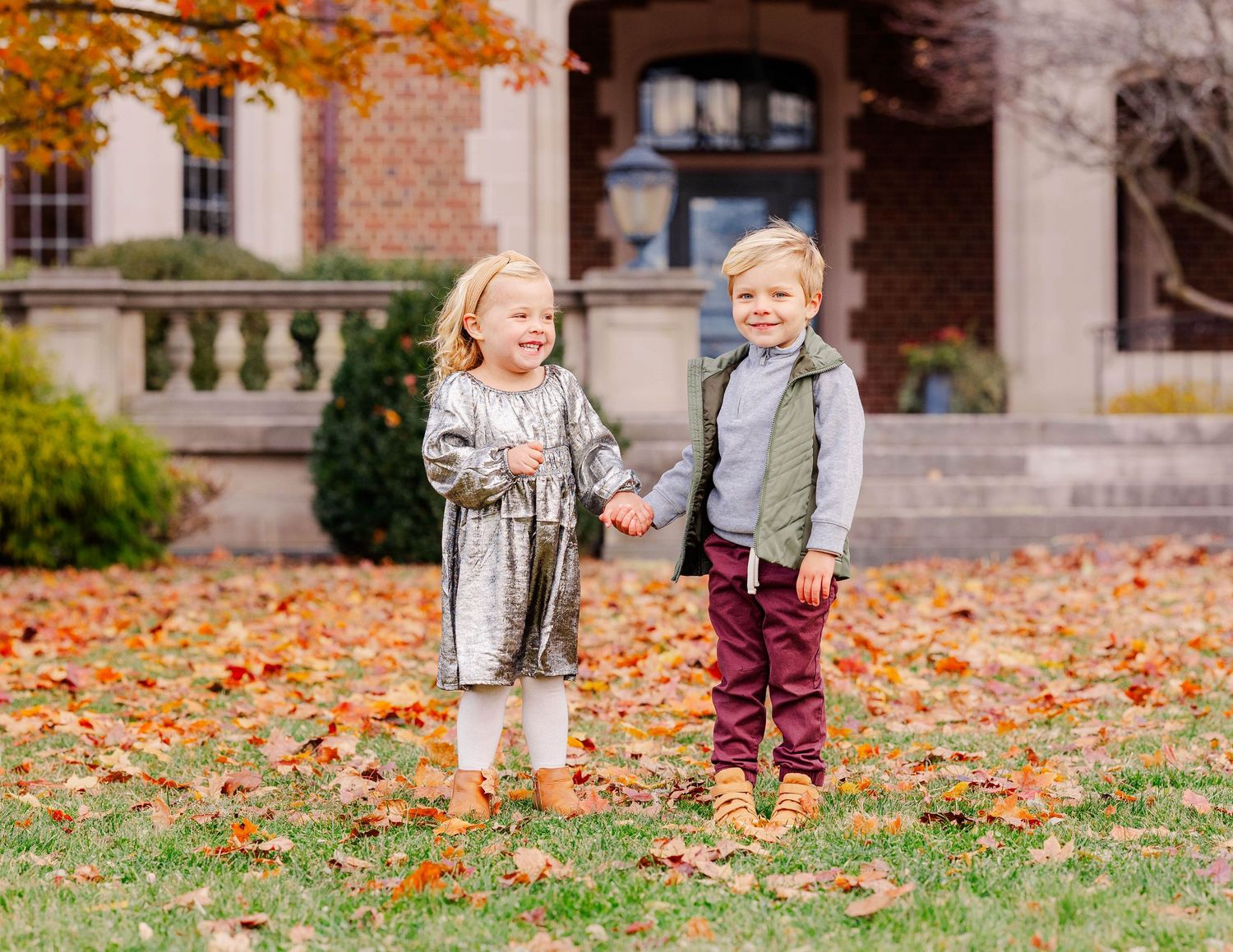 Candid, natural family photography in Ridgefield, Fairfield, Danbury, Wilton, Westport & New Canaan, CT. Capturing love, connection, and las