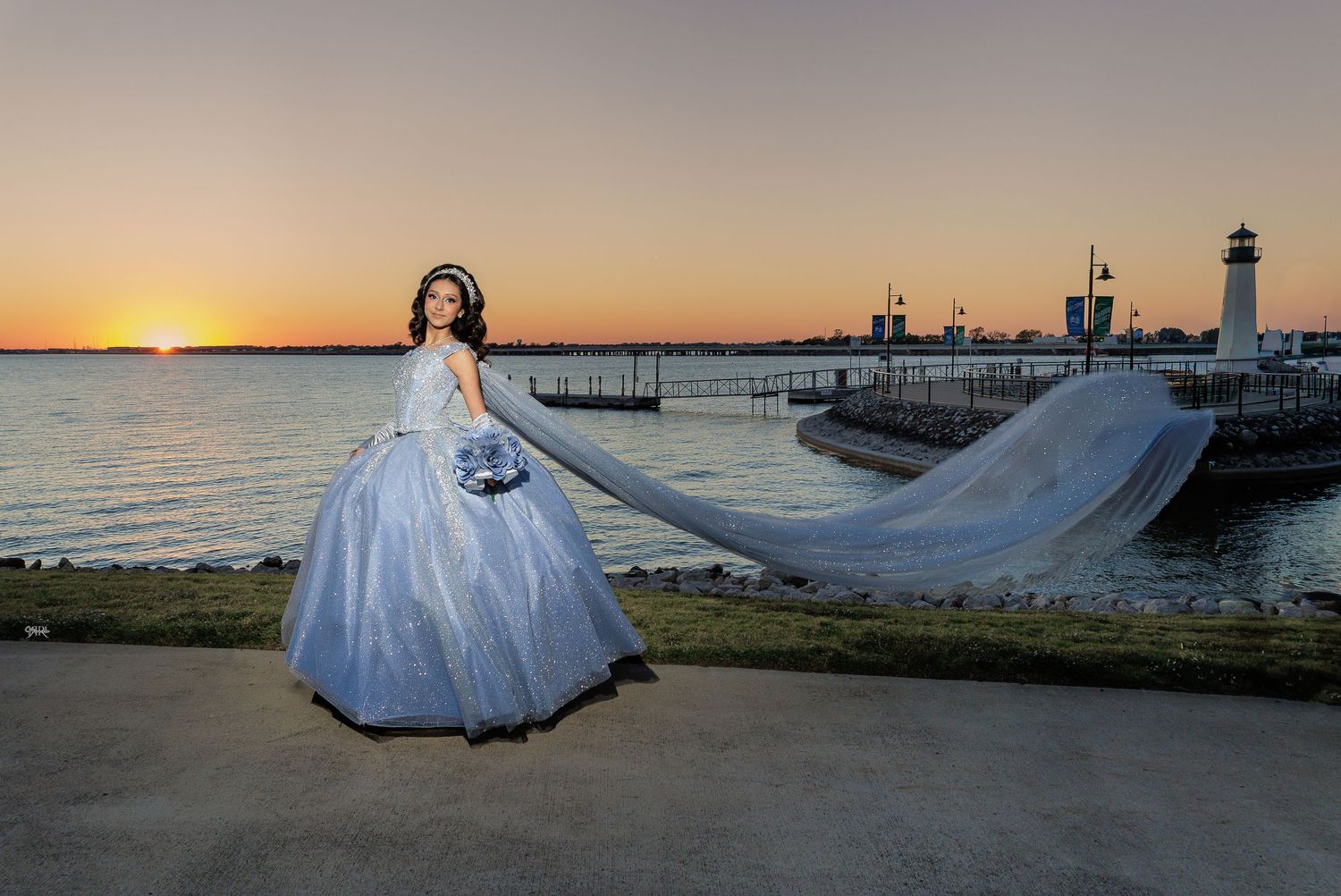 Dallas photography and video for Quinceañeras
 - R & R Marcelo DFW