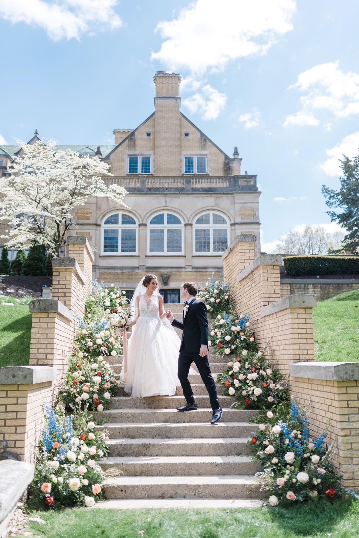 Laurel Hall wedding venue in Indianapolis. Photo by Kristen Bowen.