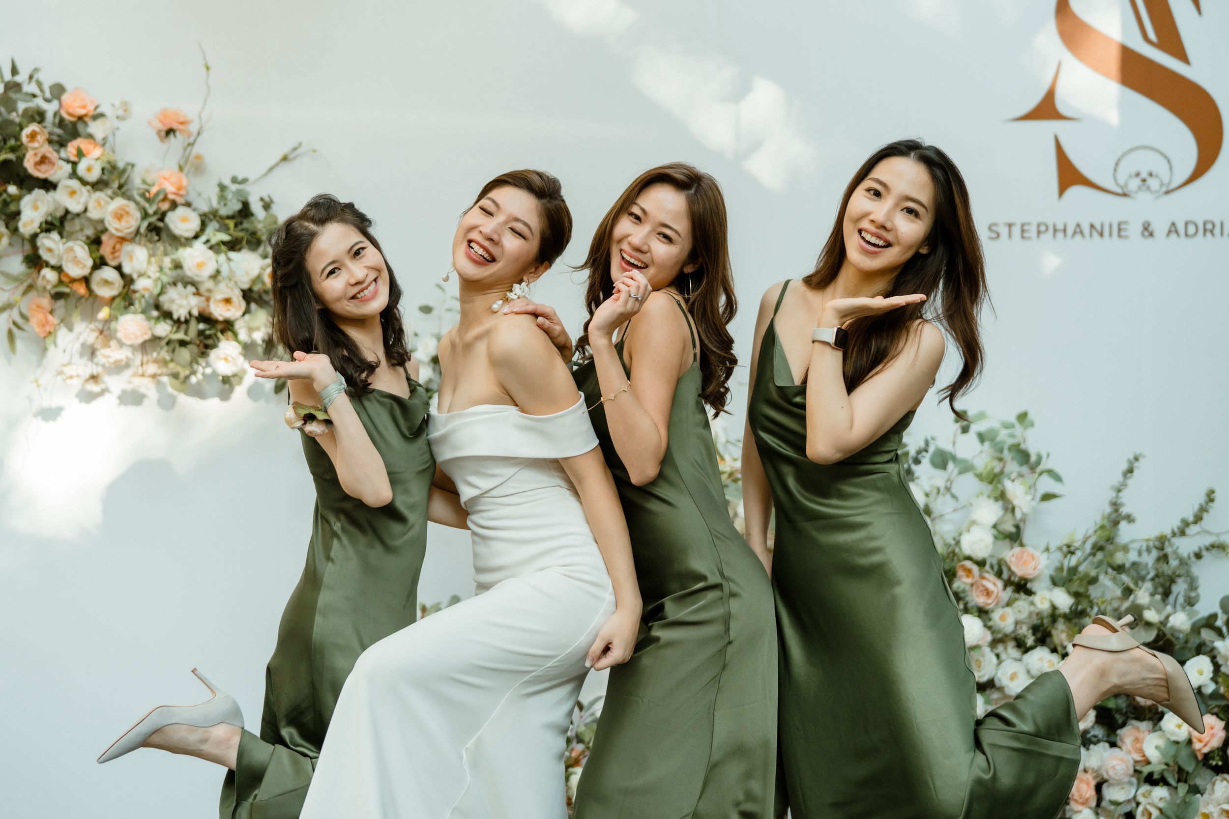wedding engagement photography
hong kong, bride photo, romantic moment
pre wedding photo
wedding day photo
wedding photo
love story