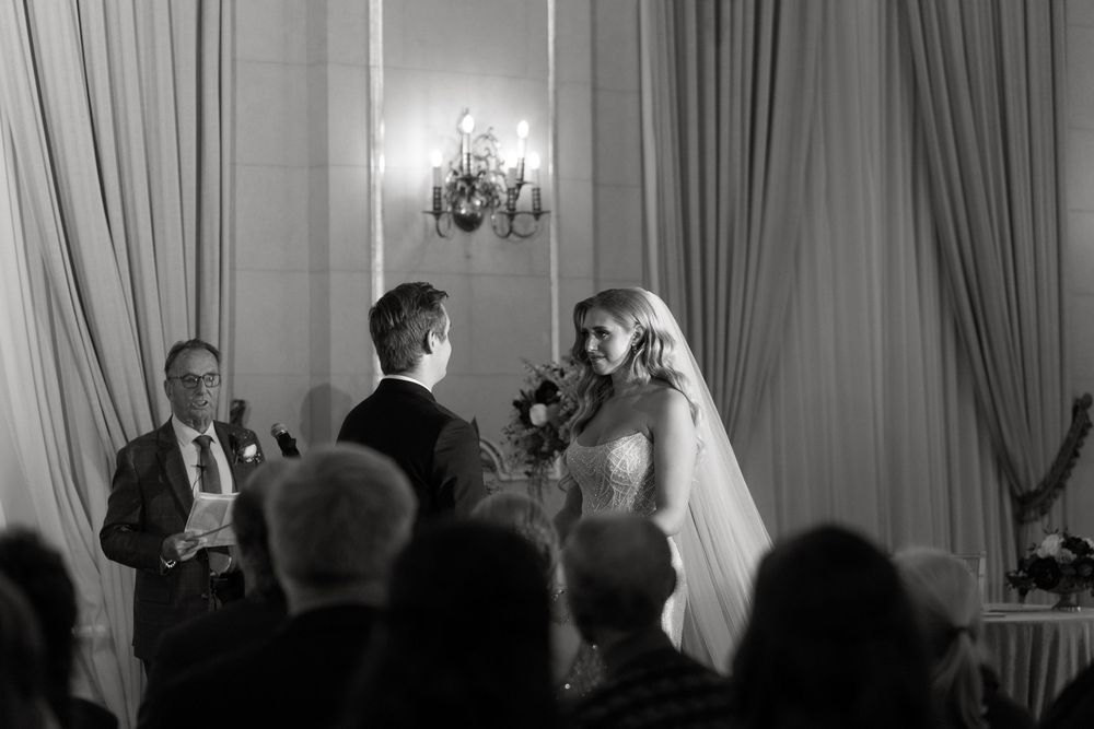 Winnipeg Winter Wedding at the Fort Garry Hotel