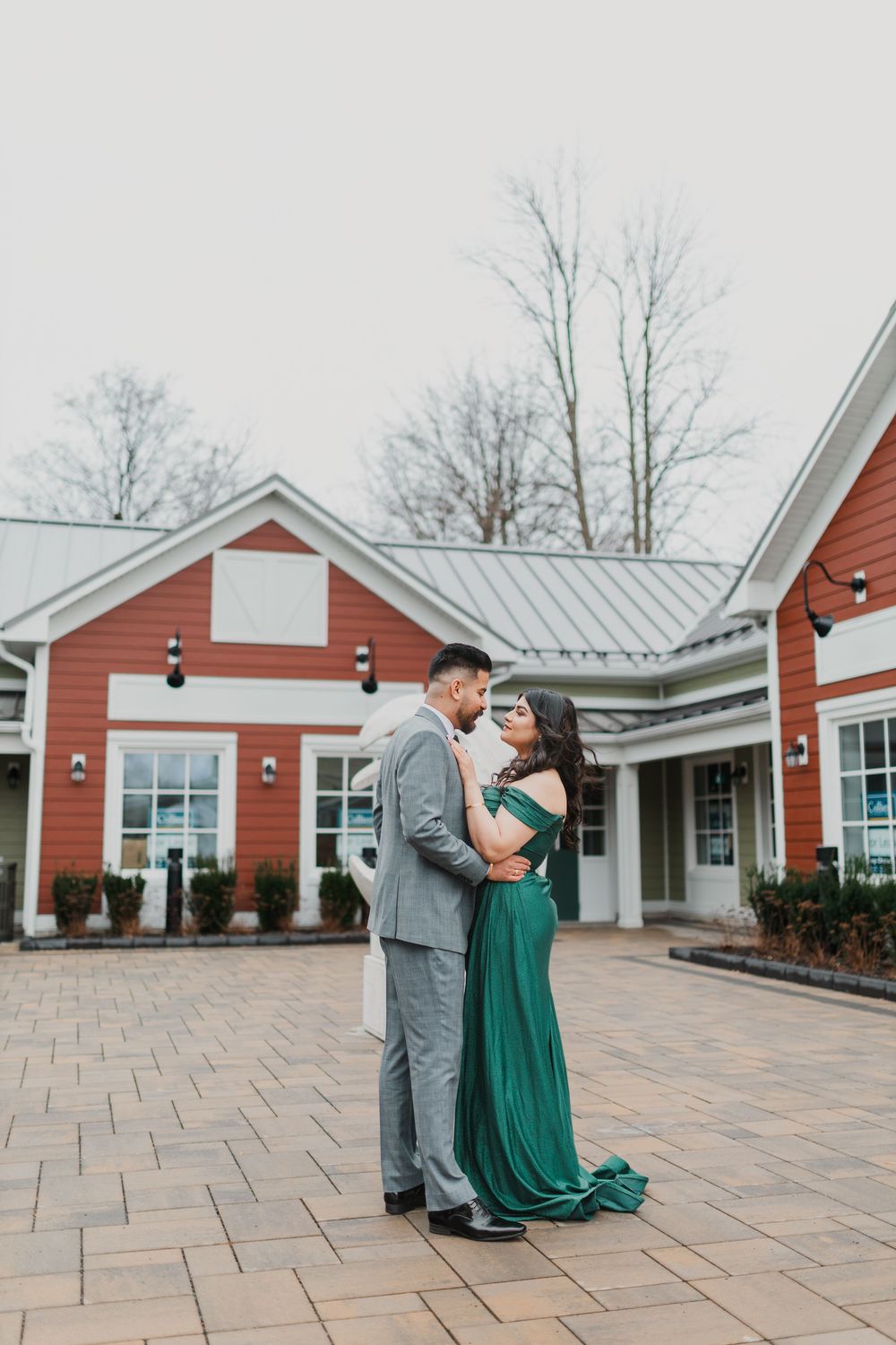 Best Pre Wedding Locations in GTA near Toronto. Luxury Pre-wedding Photoshoot and Couple Cinematic Musical Video in Hamilton, Toronto, GTA