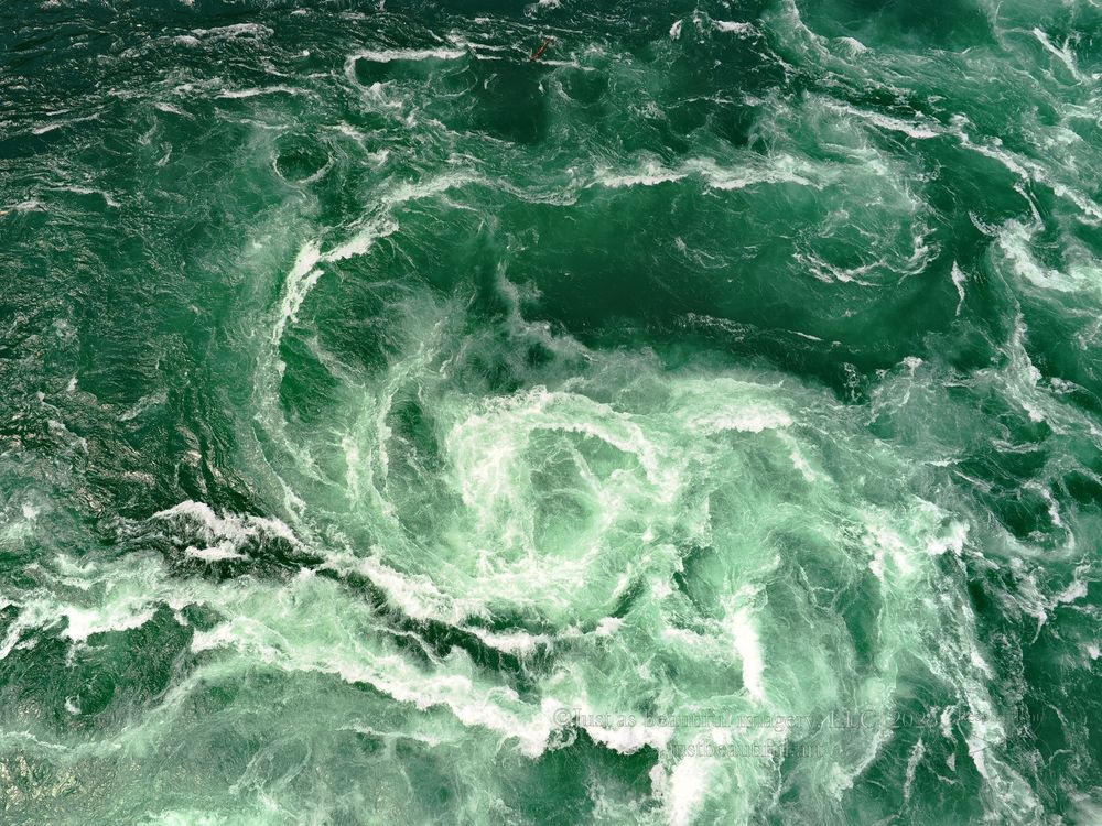 Resplendent photo of a whirlpool.