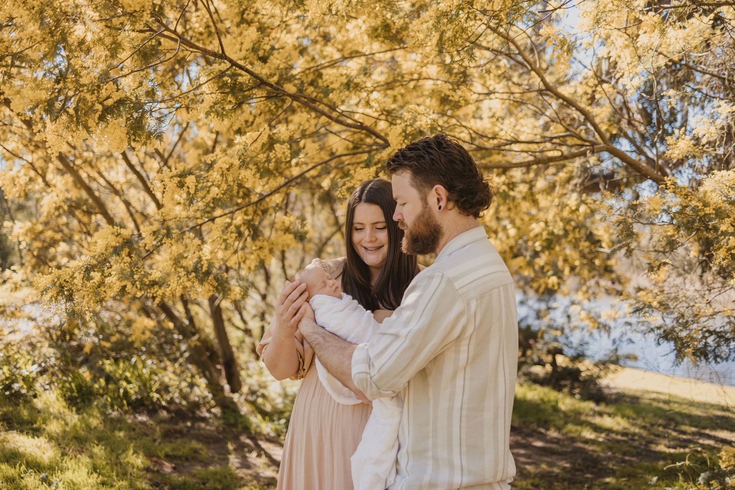 Geelong Lara Torquay Ocean Grove Barwon Heads newborn maternity pregnancy family motherhood couples photographer photography photoshoot