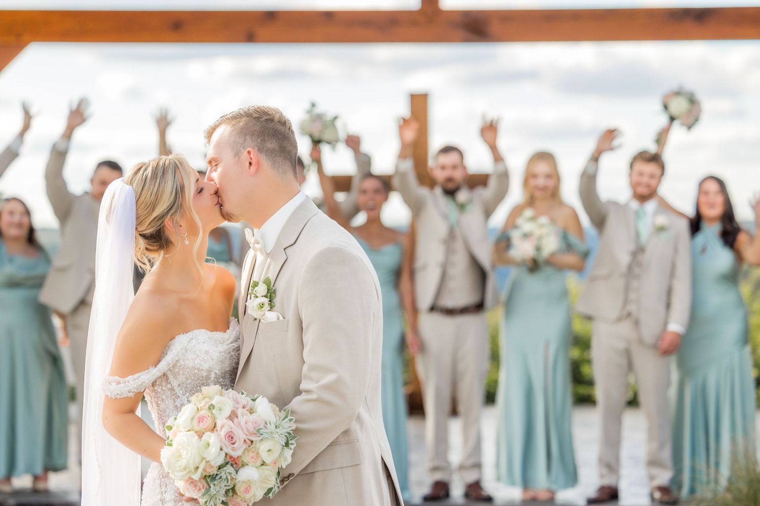 the roost wedding preferred photography vendor