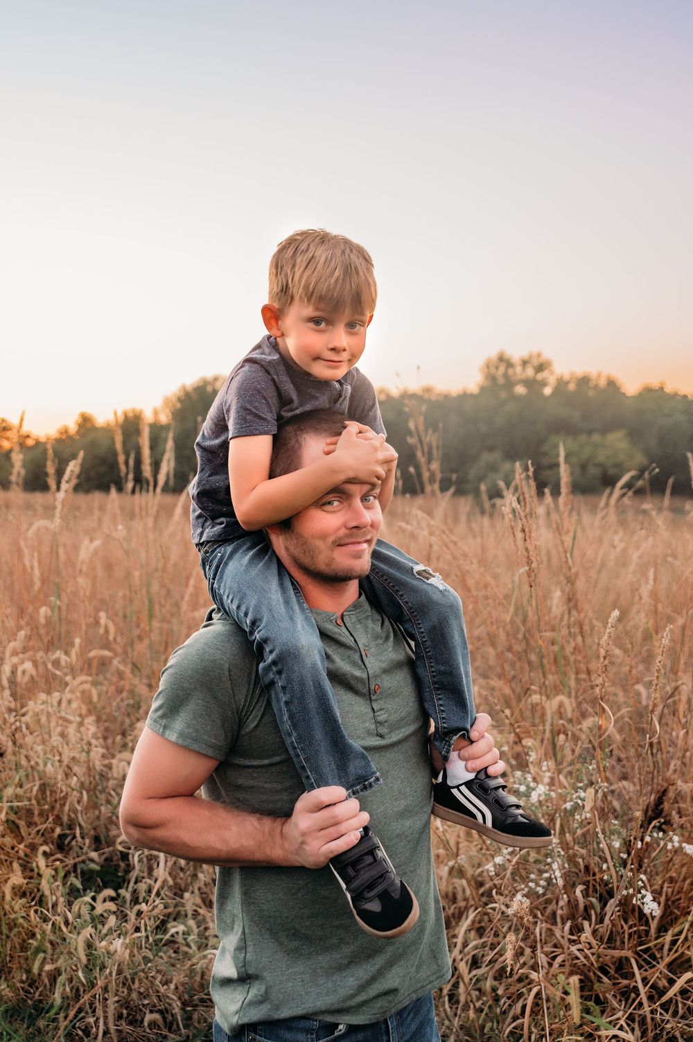 St. Louis Family Photographer Ashley Dawn Photography Indian Camp Creek, Wentzville MO  Photographer