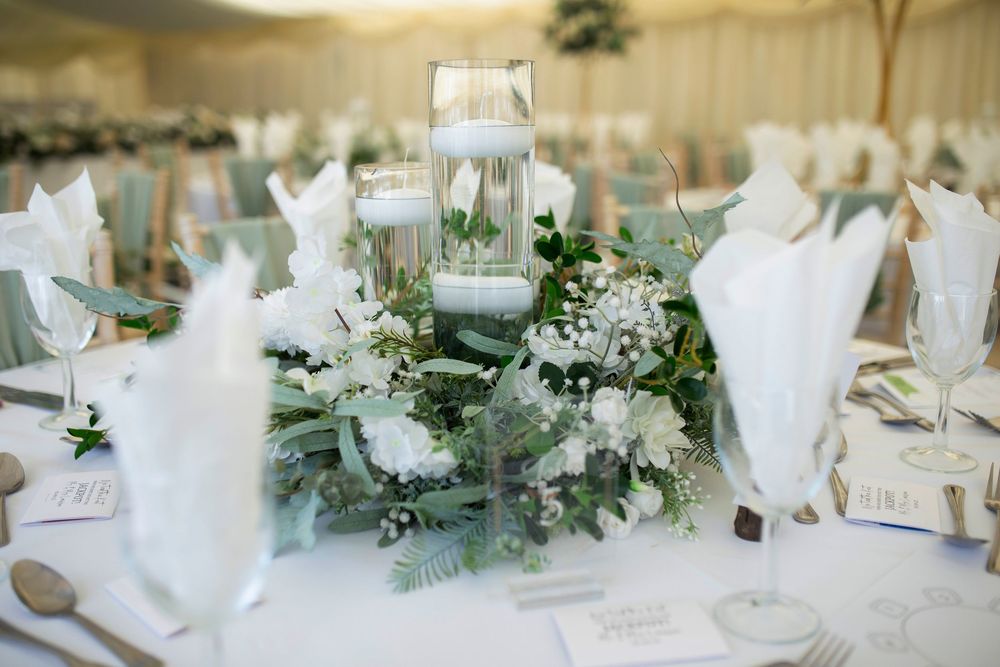 wedding photography by little wonderland photography widnes cheshire alder root golf course warrington
