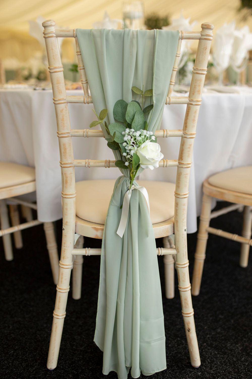 wedding photography by little wonderland photography widnes cheshire alder root golf course warrington