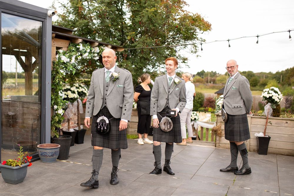 wedding photography by little wonderland photography widnes cheshire alder root golf course warrington
