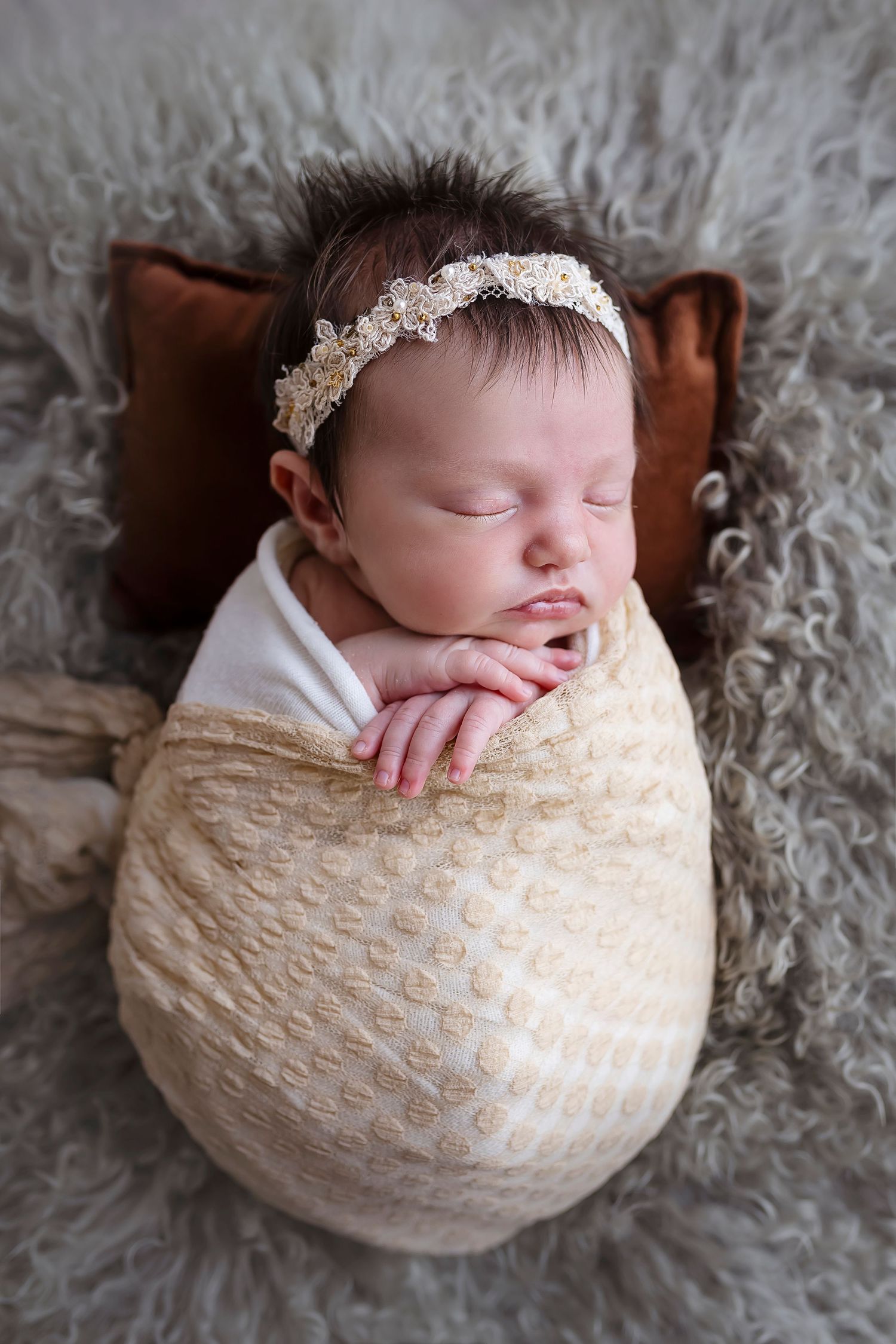 Newborn baby Photographer in Ponce Puerto Rico   Wrapped baby girl Fotografa Infantil en Ponce