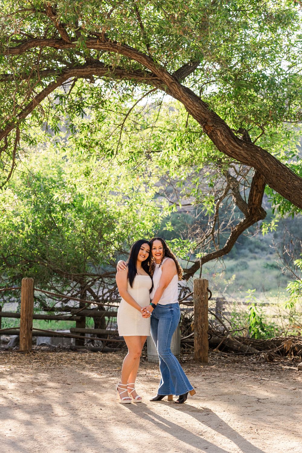 Outdoor senior photos of Royal High School 2024 graduate Ashlyn at Corriganville Park’s scenic trails and rustic scenery.