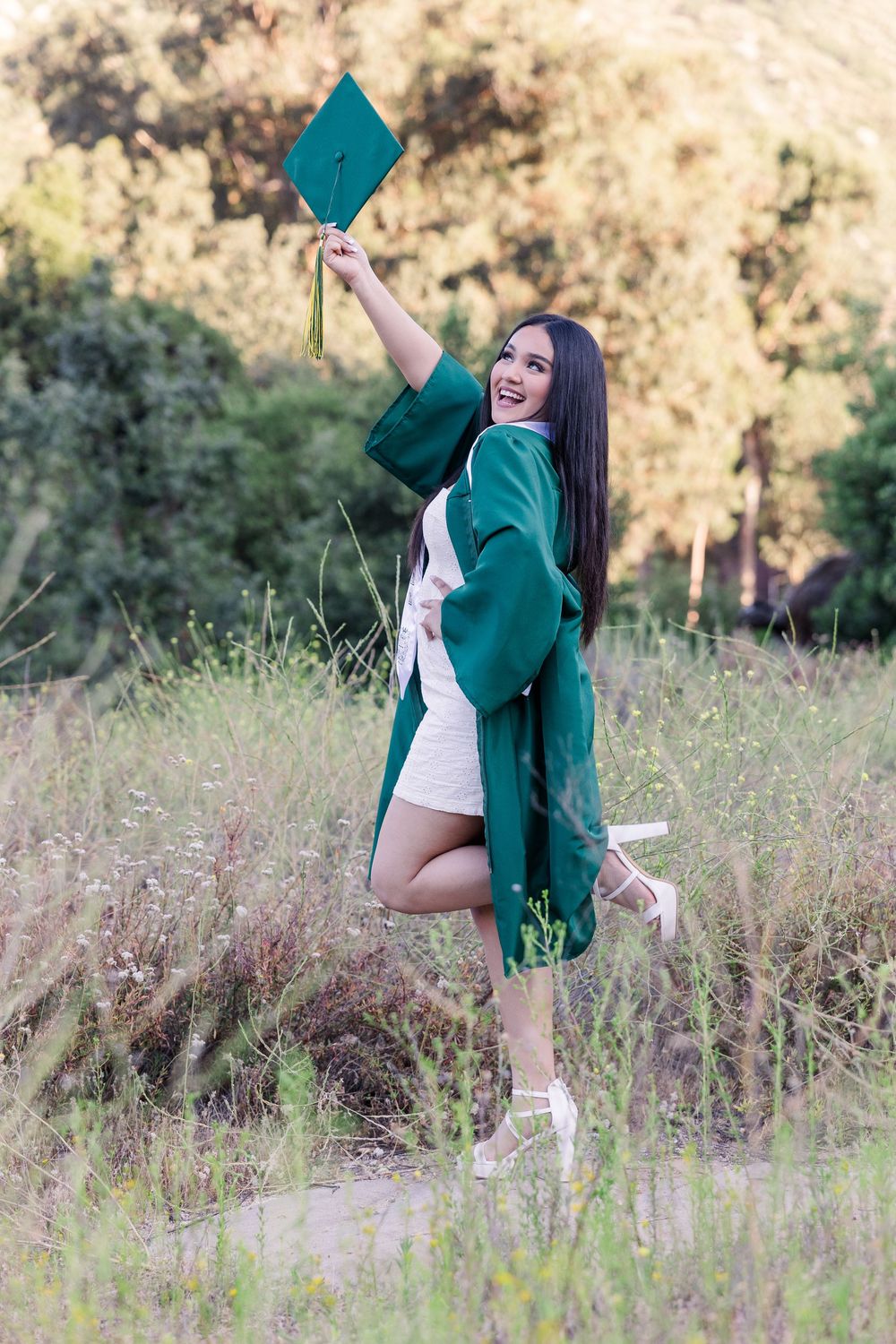 Outdoor senior photos of Royal High School 2024 graduate Ashlyn at Corriganville Park’s scenic trails and rustic scenery.