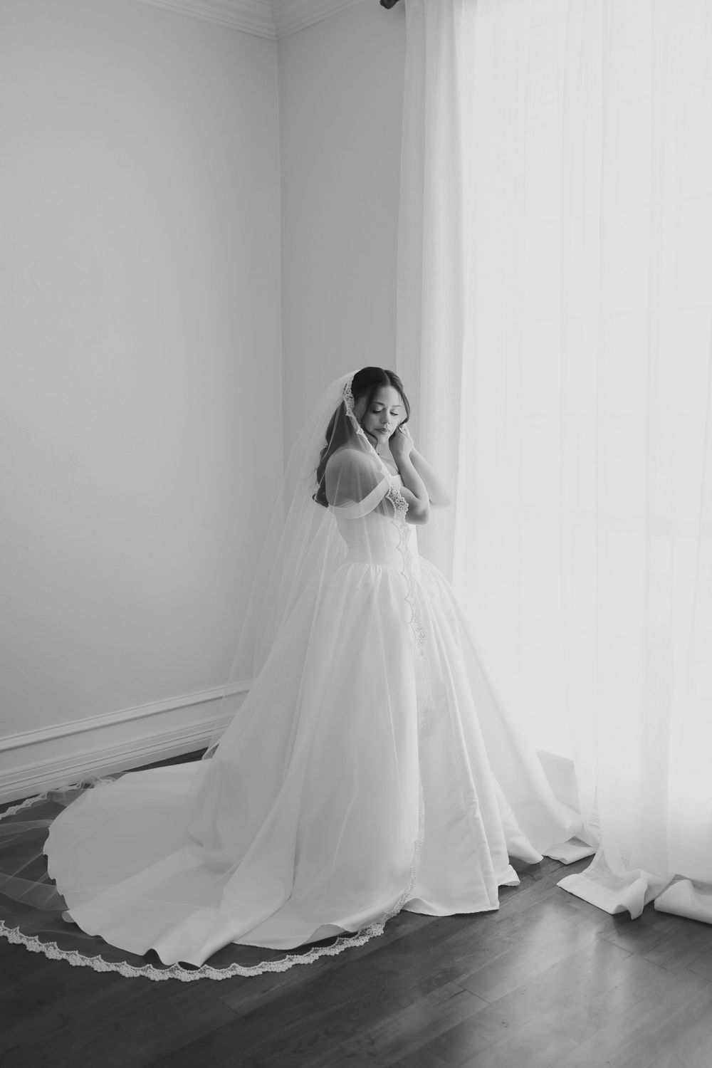 Springs Venue Valley View Texas , Texas Wedding Photographer, Bride getting ready photo