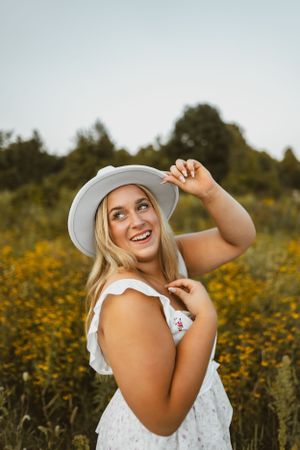 senior photography session with hat. Battle Creek Michigan