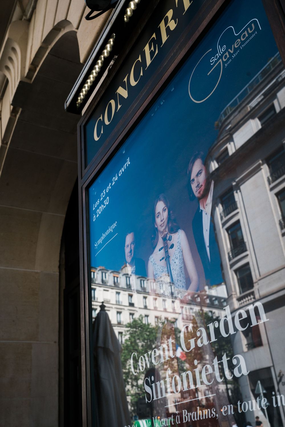 Salle Gaveau concert hall poster advertising Covent Garden Sinfonietta performing Mozart and Brahms in Paris.