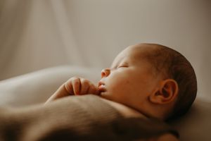 newborn and maternity photographer in Beckenham and bromley