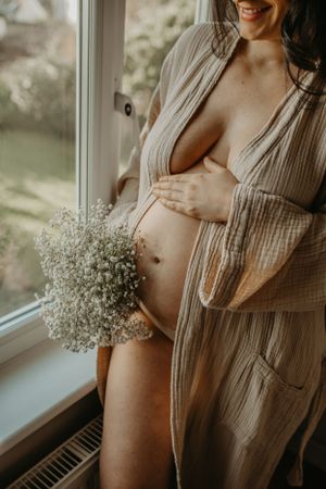 newborn and maternity photographer in Beckenham and bromley