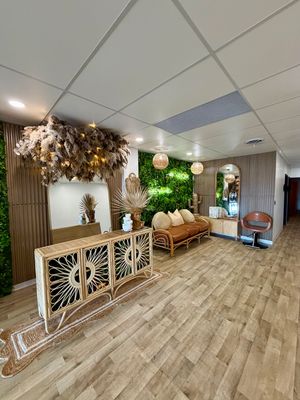 Skin Angelz Front Lobby