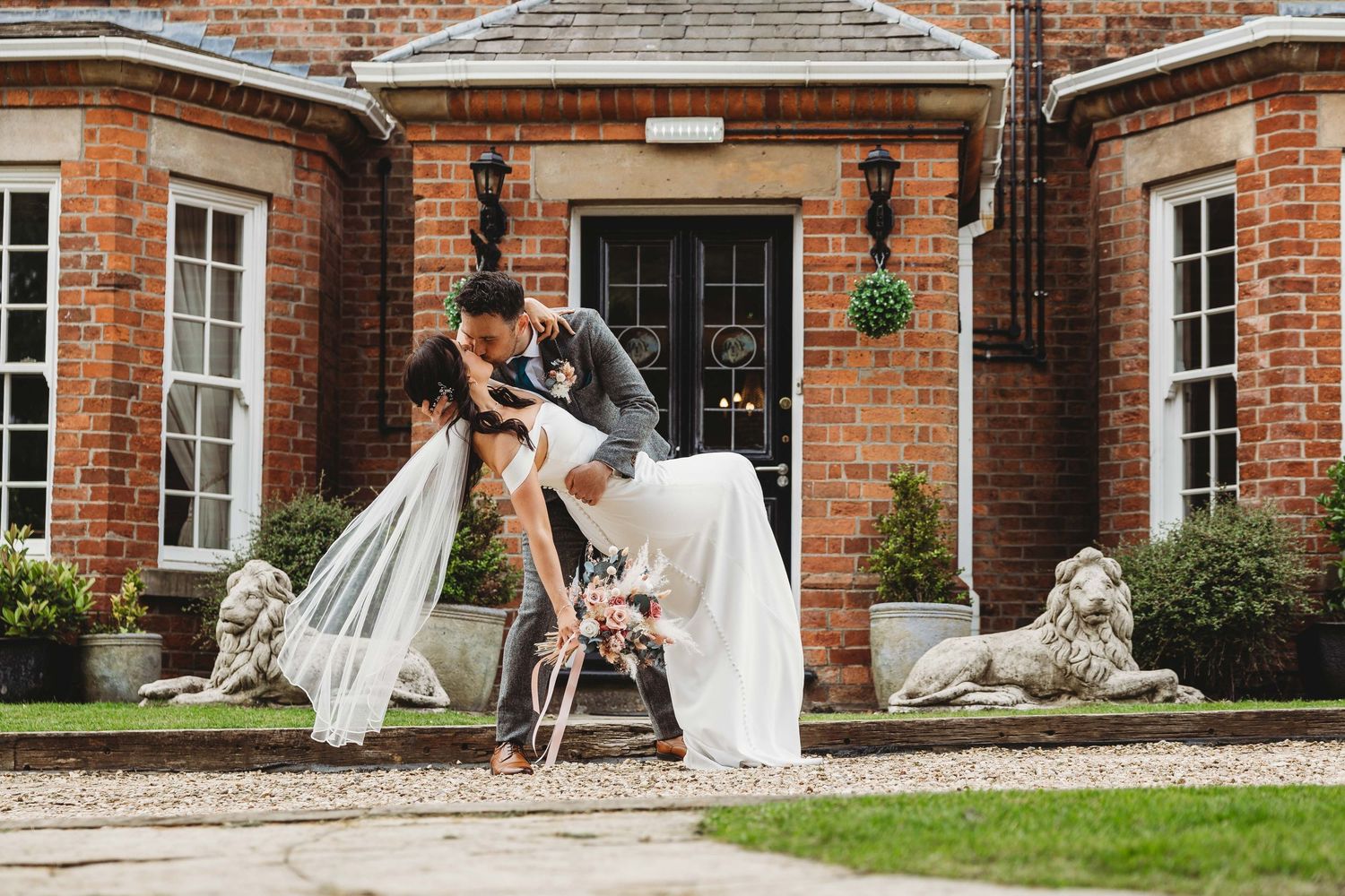 swancar farm wedding portrait